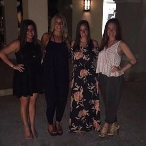 Meet your Posher, Ashley